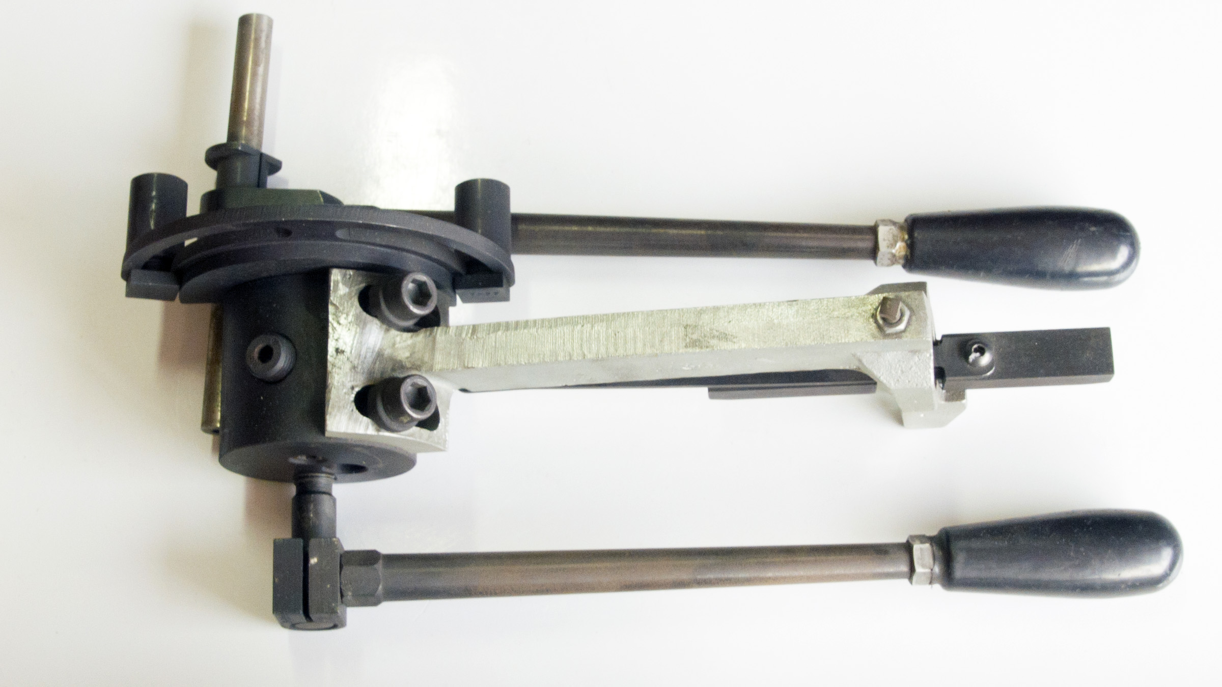 SUAJE ARMSTRONG NO.4